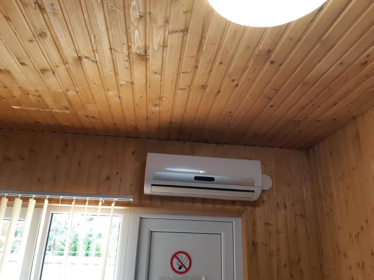 Отель Маленький Рай Zatoka Eksteriør billede