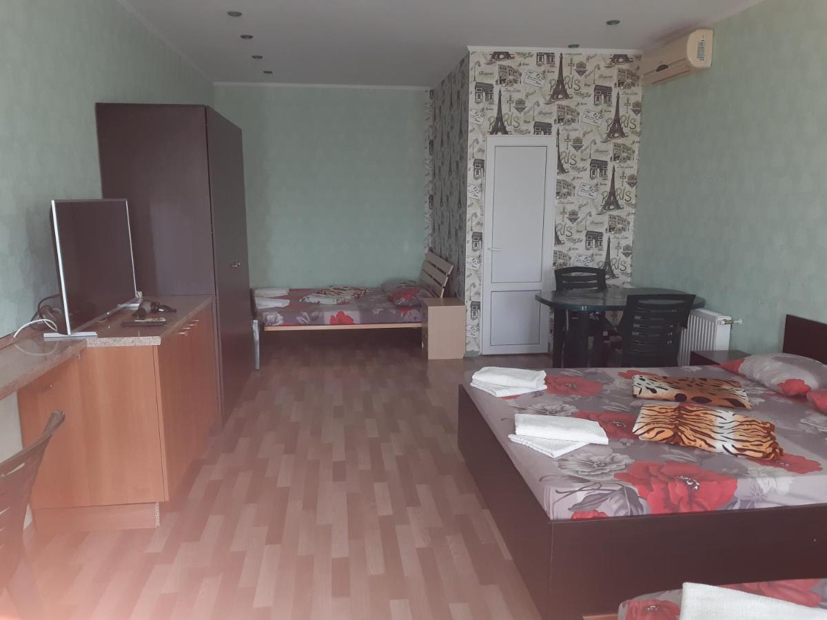 Отель Маленький Рай Zatoka Eksteriør billede